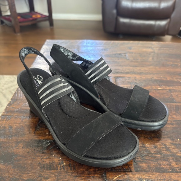 Skechers Memory Foam Wedge Sandals. Worn once! - Picture 5 of 10